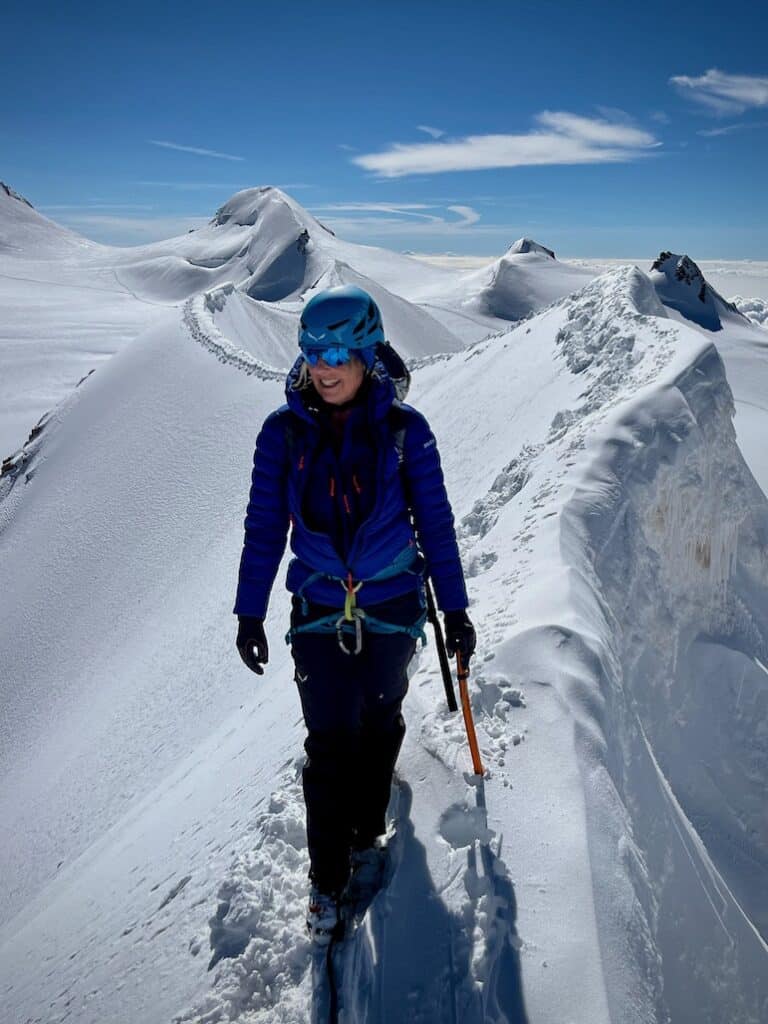 Auf Messers schneide am Grat des Lyskamm.